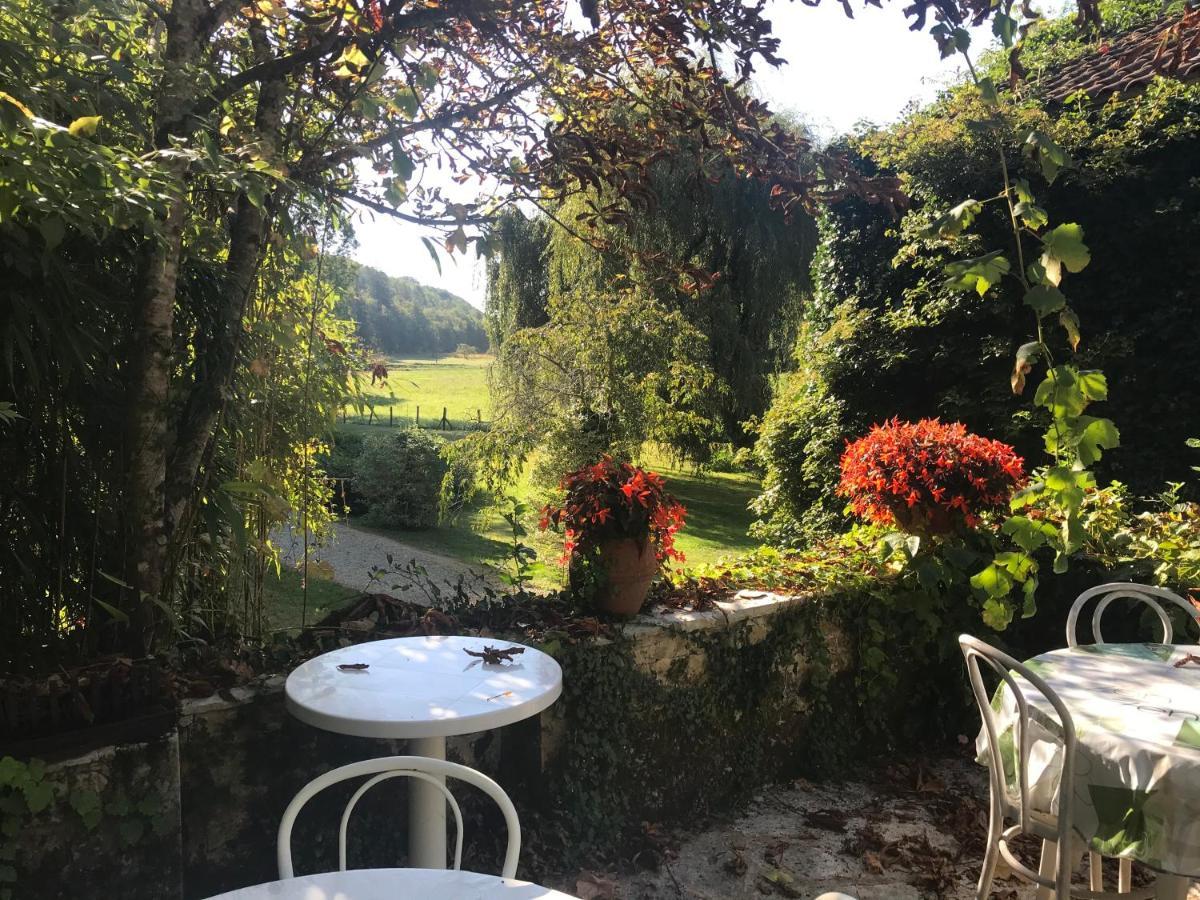 Bed & Breakfast Le Moulin Neuf Saint-Alvère Exteriér fotografie