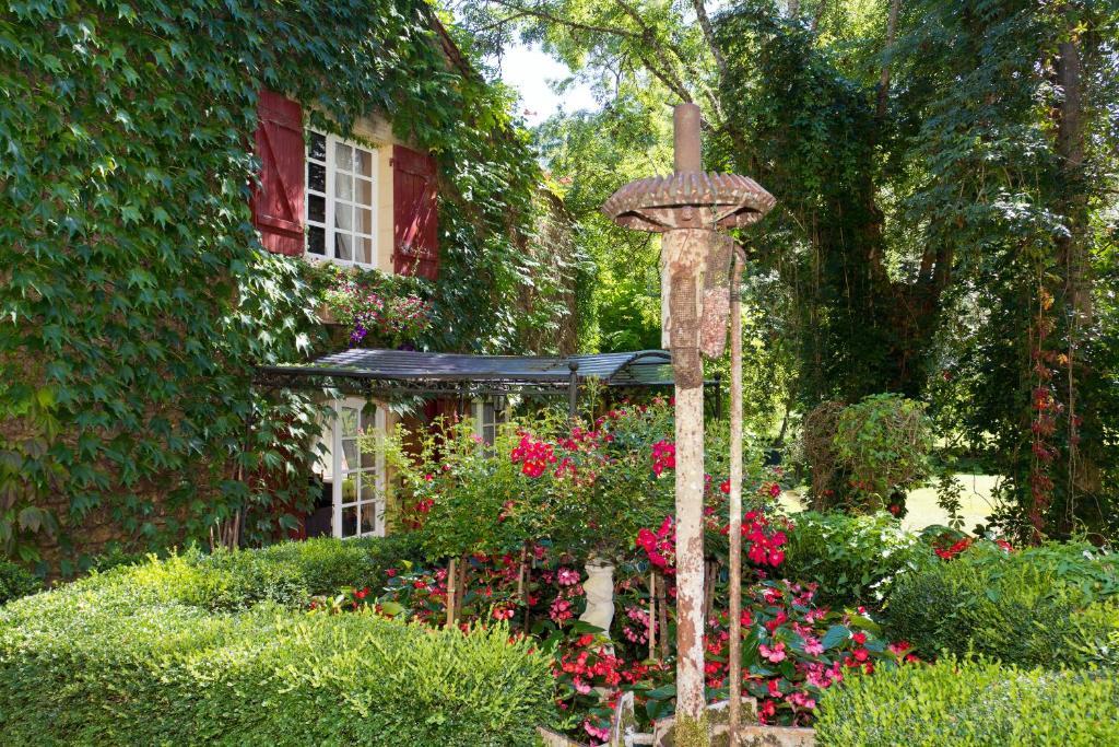 Bed & Breakfast Le Moulin Neuf Saint-Alvère Exteriér fotografie